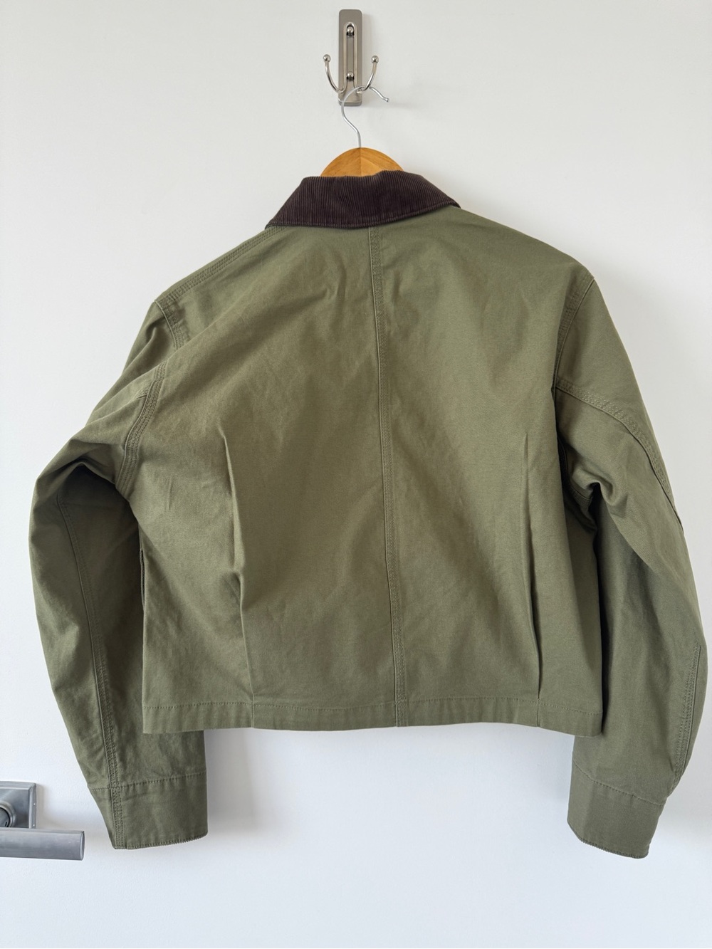Olive Green Zip Up Crop Jacket with Brown Corduroy Collar - Uniqlo - Picture 3 of 8
